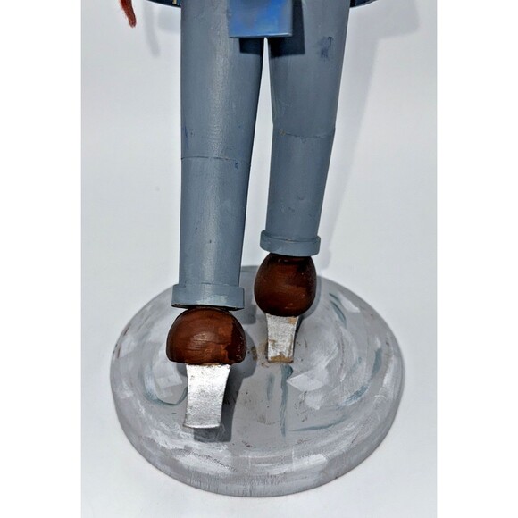 Vintage Heirloom Collection ZIMS Ice Skating Nutcracker (Approx. 14" Tall) 1999 - Picture 11 of 16
